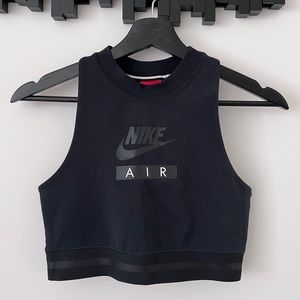 NIKE Black Crop Top Tank